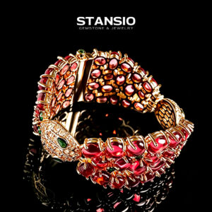 STANSIO Vintage Snake Bangle Bracelet with Emerald Zircon Pink Glaze
